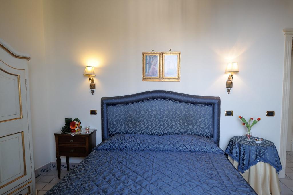 Residenza Del Duca Amalfi Bilik gambar