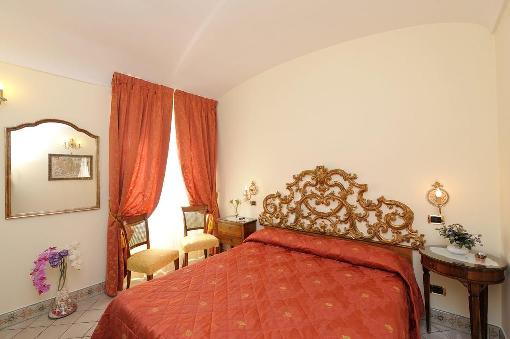 Residenza Del Duca Amalfi Bilik gambar