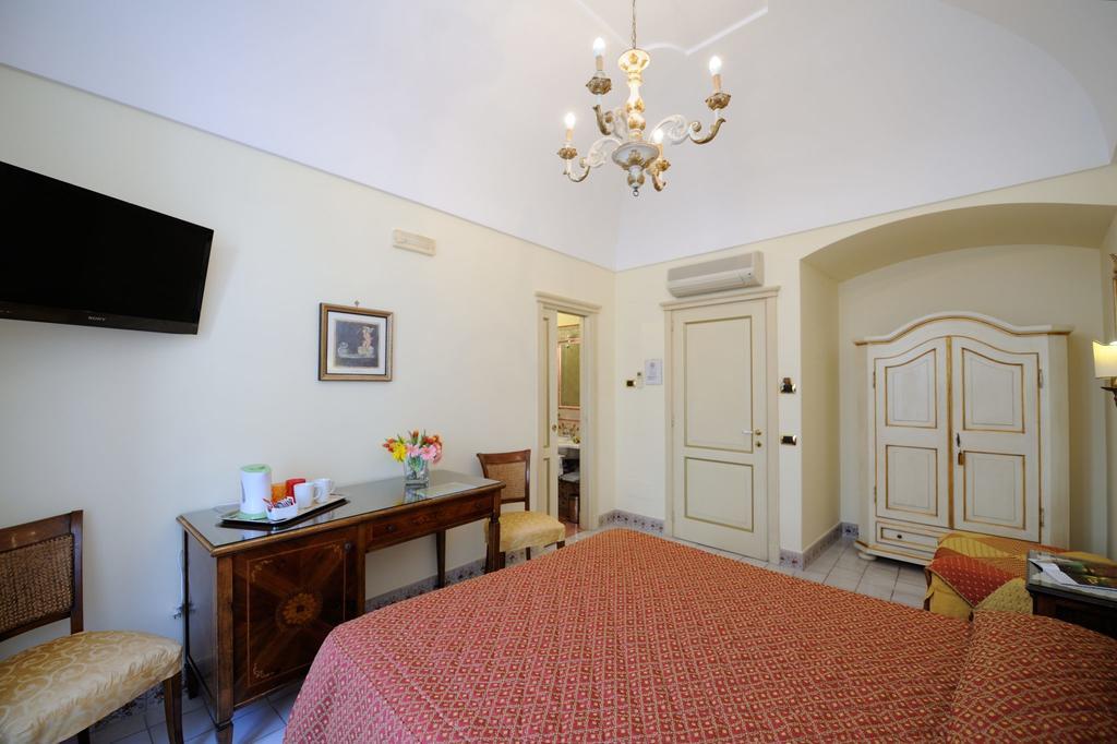 Residenza Del Duca Amalfi Bilik gambar