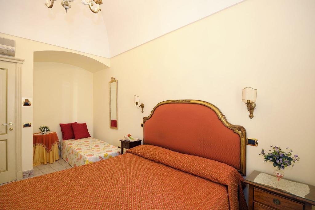 Residenza Del Duca Amalfi Bilik gambar
