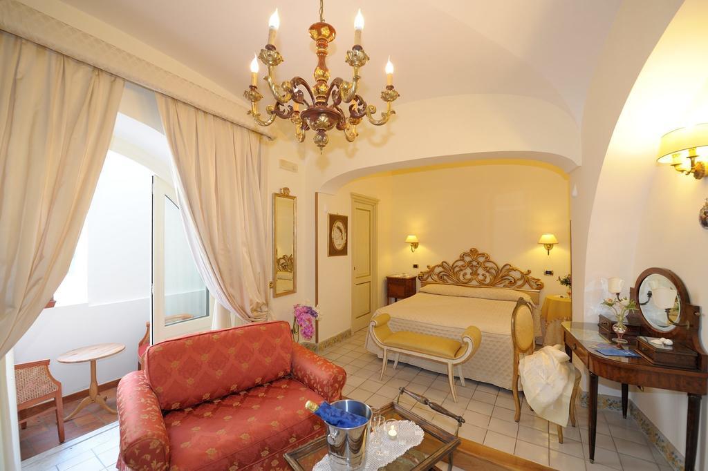 Residenza Del Duca Amalfi Bilik gambar